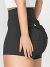 ZASUWA Female Pocket Cargo Style Scrunch Bum High-rise Spandex Gym Booty Cargo Shorts