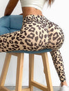 ZASUWA Female Leopard Print Scrunch Bum Leggings