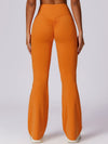 ZASUWA Female Flare Scrunch Bum Pants