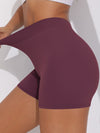 ZASUWA Female V-shape Waist Scrunch Bum Spandex Gym Booty Shorts