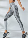 ZASUWA Female Cross Beautify Back Leopard Scrunch Bum Tracksuit