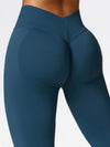 ZASUWA Female Seamless V Back Scrunch Bum Hip-lift Leggings