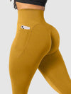 ZASUWA Female Pocket Seamless Scrunch Bum Leggings