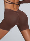 ZASUWA Female Deep V Back Scrunch Bum Leggings