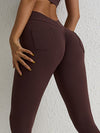 ZASUWA Female Pocket Scrunch Bum Deep V Cargo Leggings