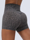 ZASUWA Female Leopard V-shaped Waist Shorts