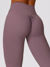 ZASUWA Female Scrunch Bum High-rise Fitness Leggings