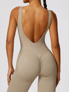 ZASUWA Female Backless Scrunch Bum Jumpsuit